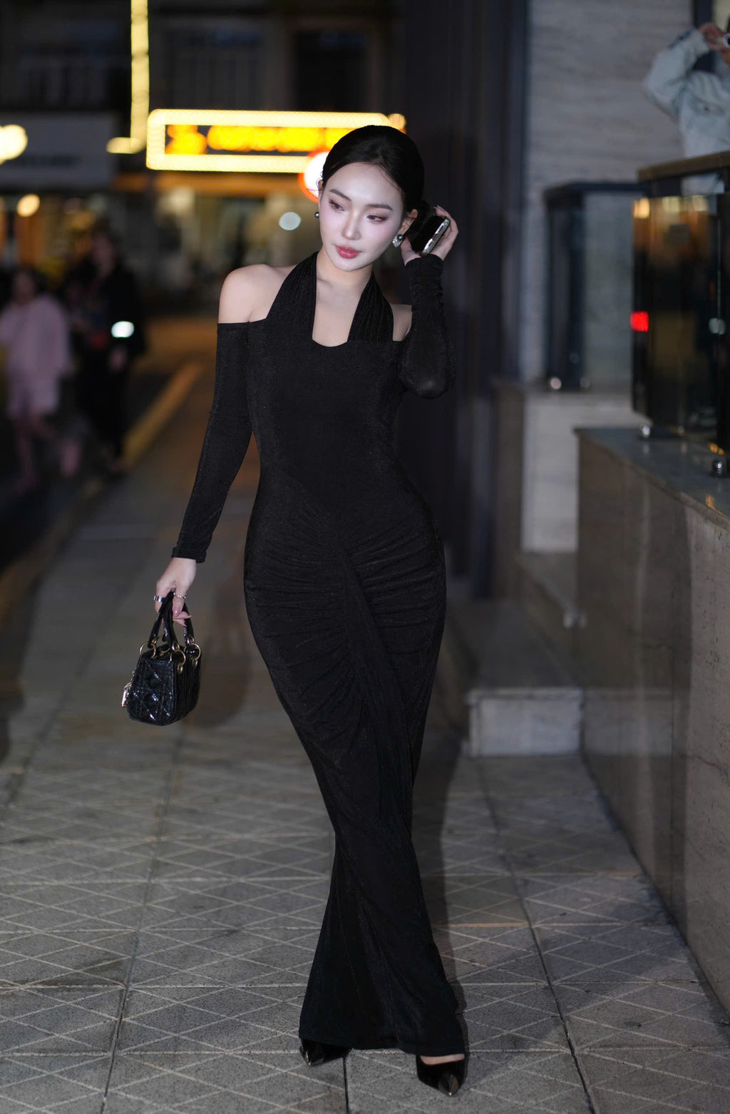 Dress - NOVELIST