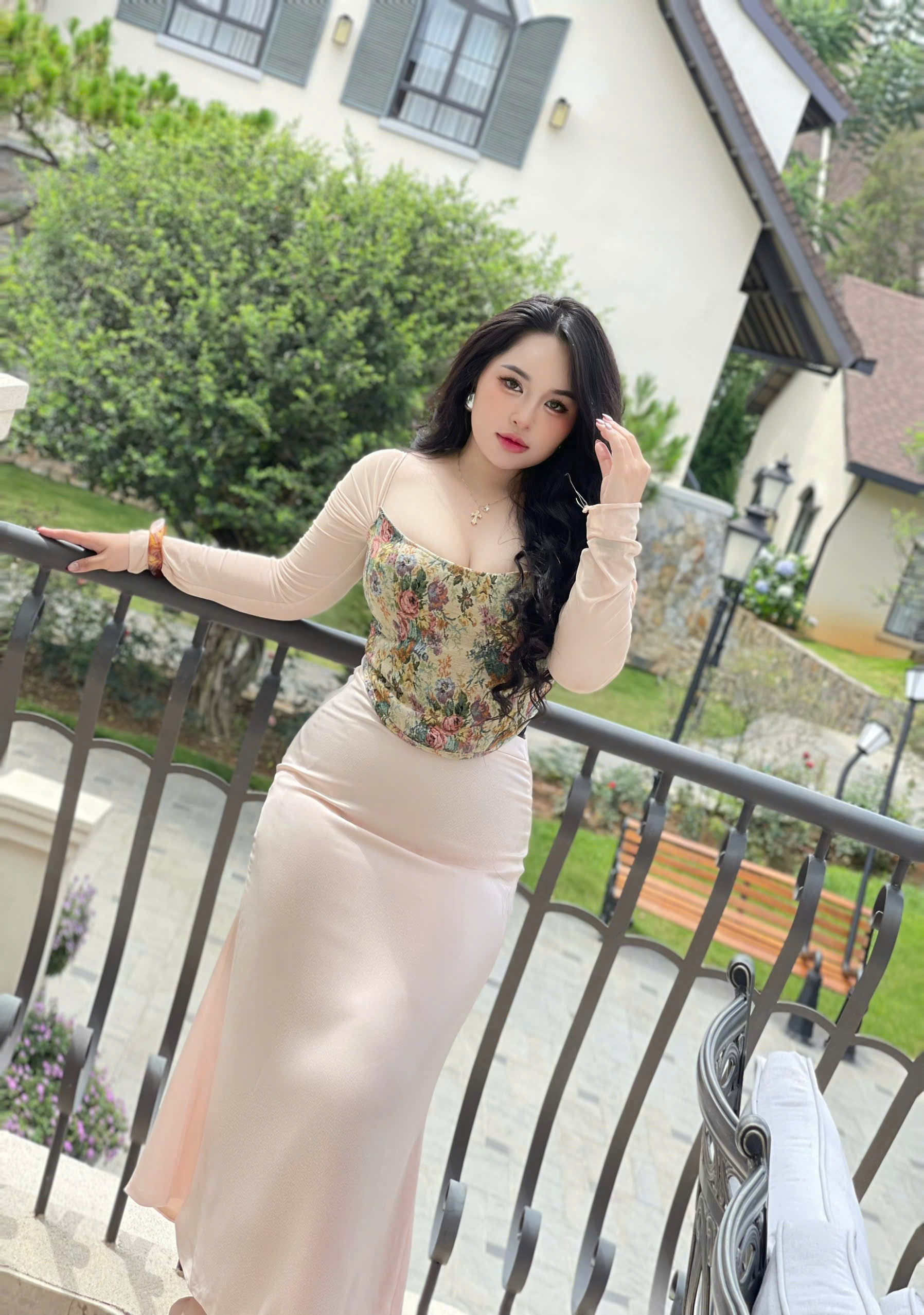 Set - FLORA